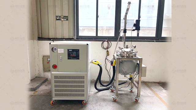 上海科兴仪器与聚威工程塑料 （上海）有限公司